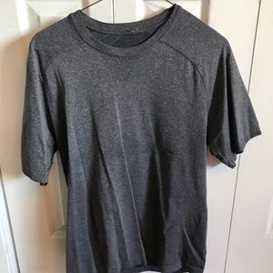 Men’s Lululemon T-Shirt